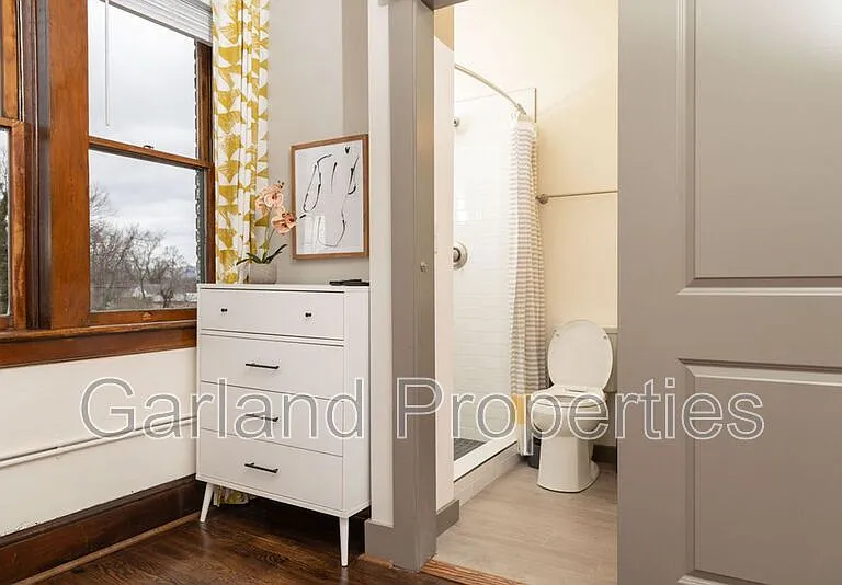 829 Salem Ave SW #4 — Photo 7