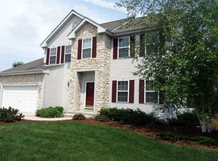 1223 Yosemite Rd, Oconomowoc, WI 53066