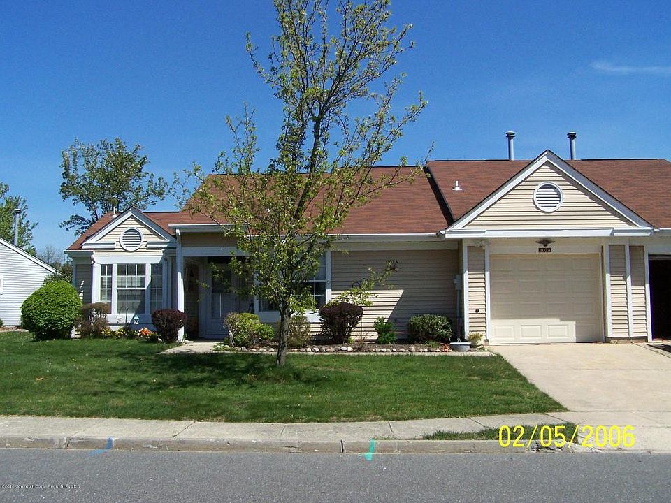 1st image of 1103A Thornbury Ln