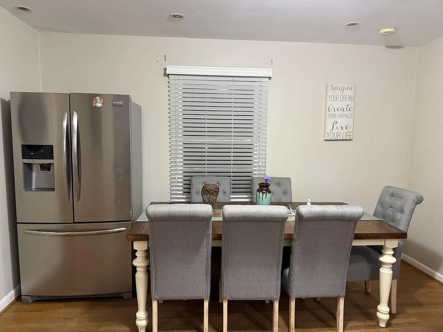 4 bed, 3.0 bath, 1500 sqft, $1,364 — Photo 4