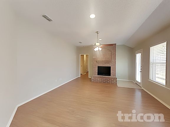 2nd image of 7548 Ashcroft Cir