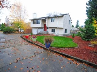 2923 Grandview Dr W, University Place, WA 98466