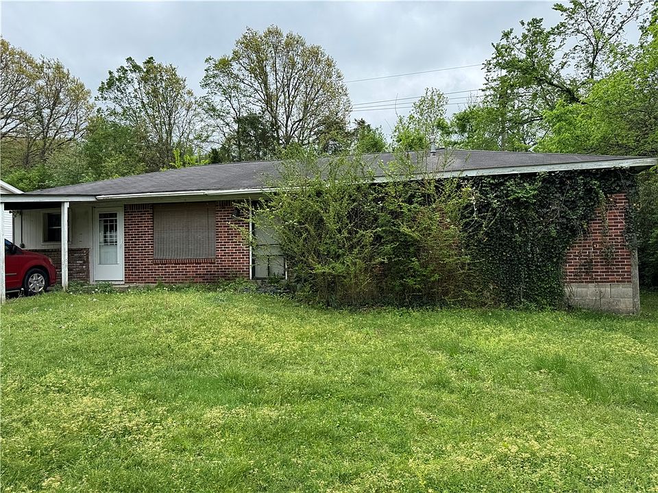 1st image of 1937 S Custer Ln