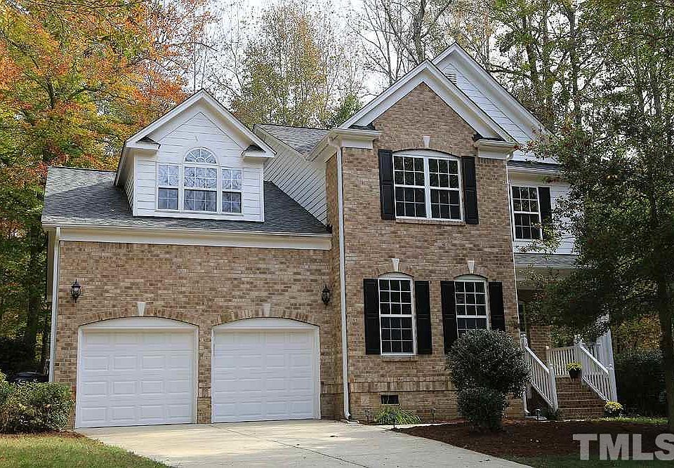 1st image of 1815 Valley Creek Dr