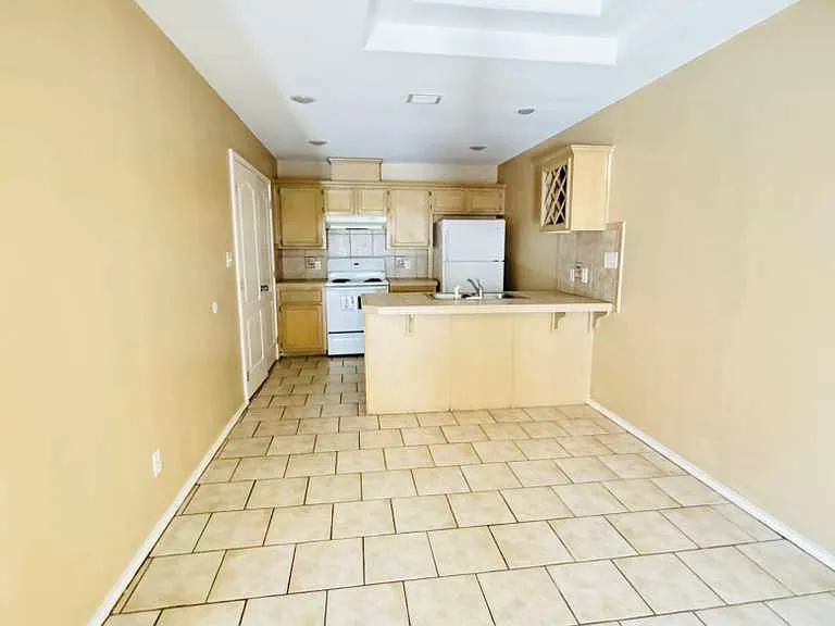 1509 Prosperity Dr #4 — Photo 3