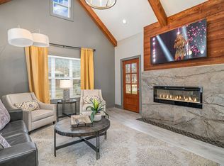 1821 Pearl St #ID1249556P, Nashville, TN 37203