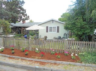 640 Dempsey St, Harrisburg, OR