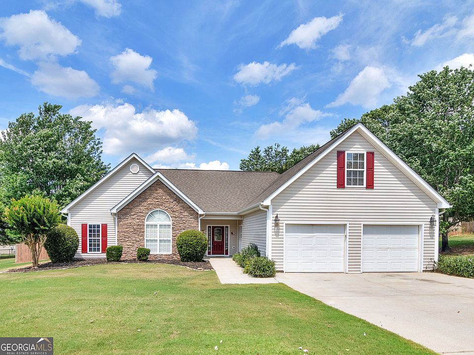 1st image of 1007 Clover Leaf Dr
