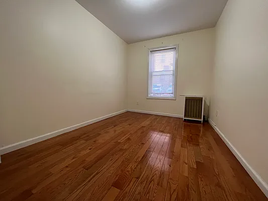 Rented by Capri Jet Realty Corp | media 12