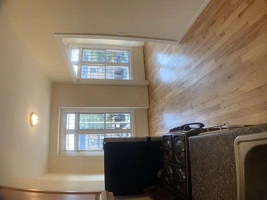 Rented by David Berkowitz, LREB | media 2