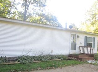 11622 Riverside Dr, White Pigeon, MI 49099