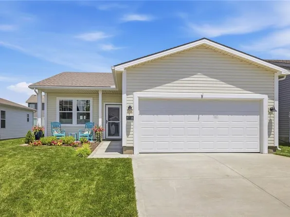 27116 E Sycamore St, Lees Summit, MO 64086