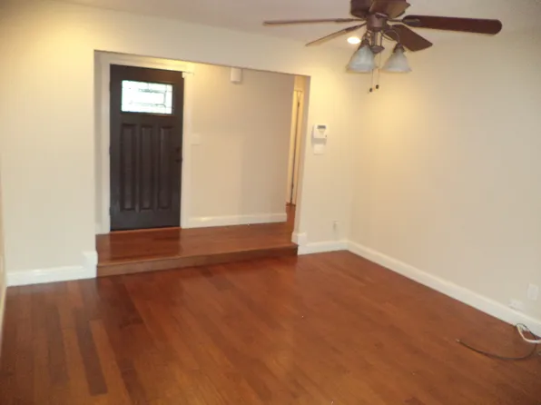 1316 Sharonwood Dr, Modesto, CA 95355
