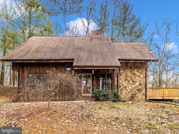 7407 Woodville Rd, Mount Airy, MD 21771