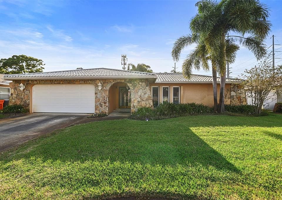 1st image of 8629 Pinetree Dr W