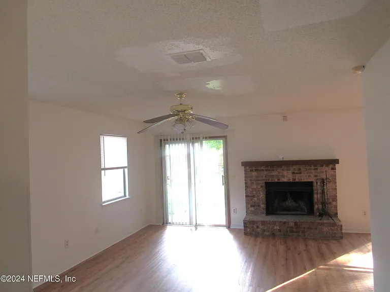 11722 Tanager Dr — Photo 16