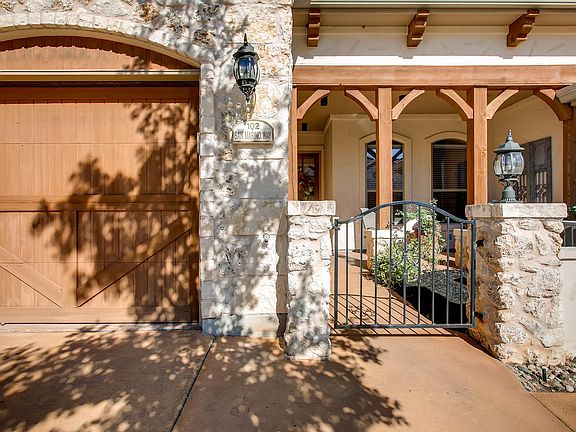 5th image of 102 San Marino Way