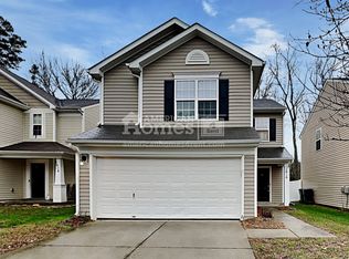 1010 Mearn Rd, Charlotte, NC 28216