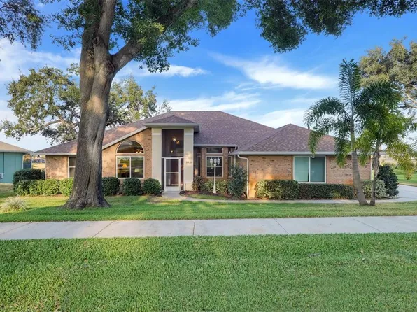 8850 Spyglass Loop, Clermont, FL 34711