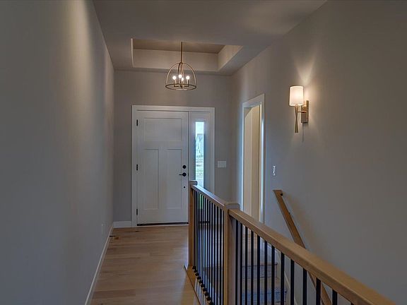 3rd image of 2583 Holstein Ln