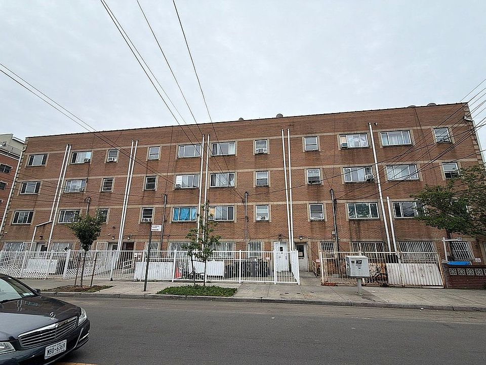 1st image of 16866 93rd Ave