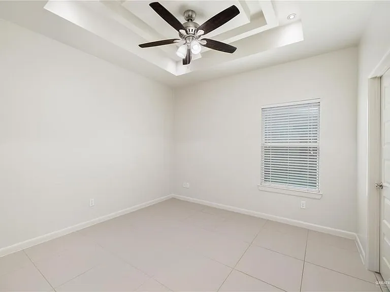 1701 W Garrison Dr #3 — Photo 4
