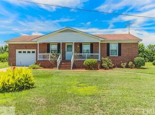 5075 N Salemburg Hwy, Salemburg, NC 28385