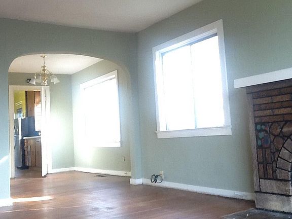 Living room/dining room Dec 2014