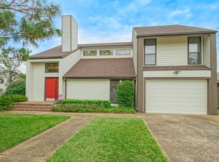 8821 Rosecrest Ln, River Ridge, LA 70123