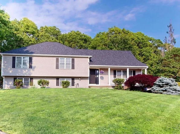 47 Pleasant Harbour Rd, Plymouth, MA 02360