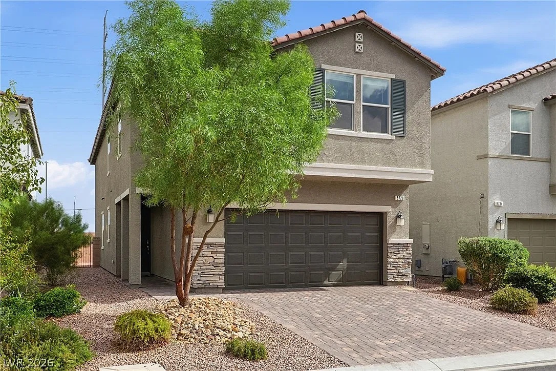 5 bed, 4.0 bath, 2475 sqft, $2,450 — Photo 2