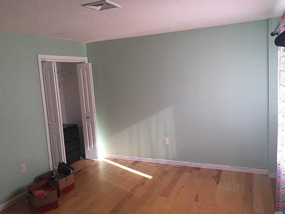 3rd image of 565 Avenue A