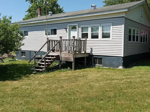 1803 Munster Rd, Portage, PA 15946