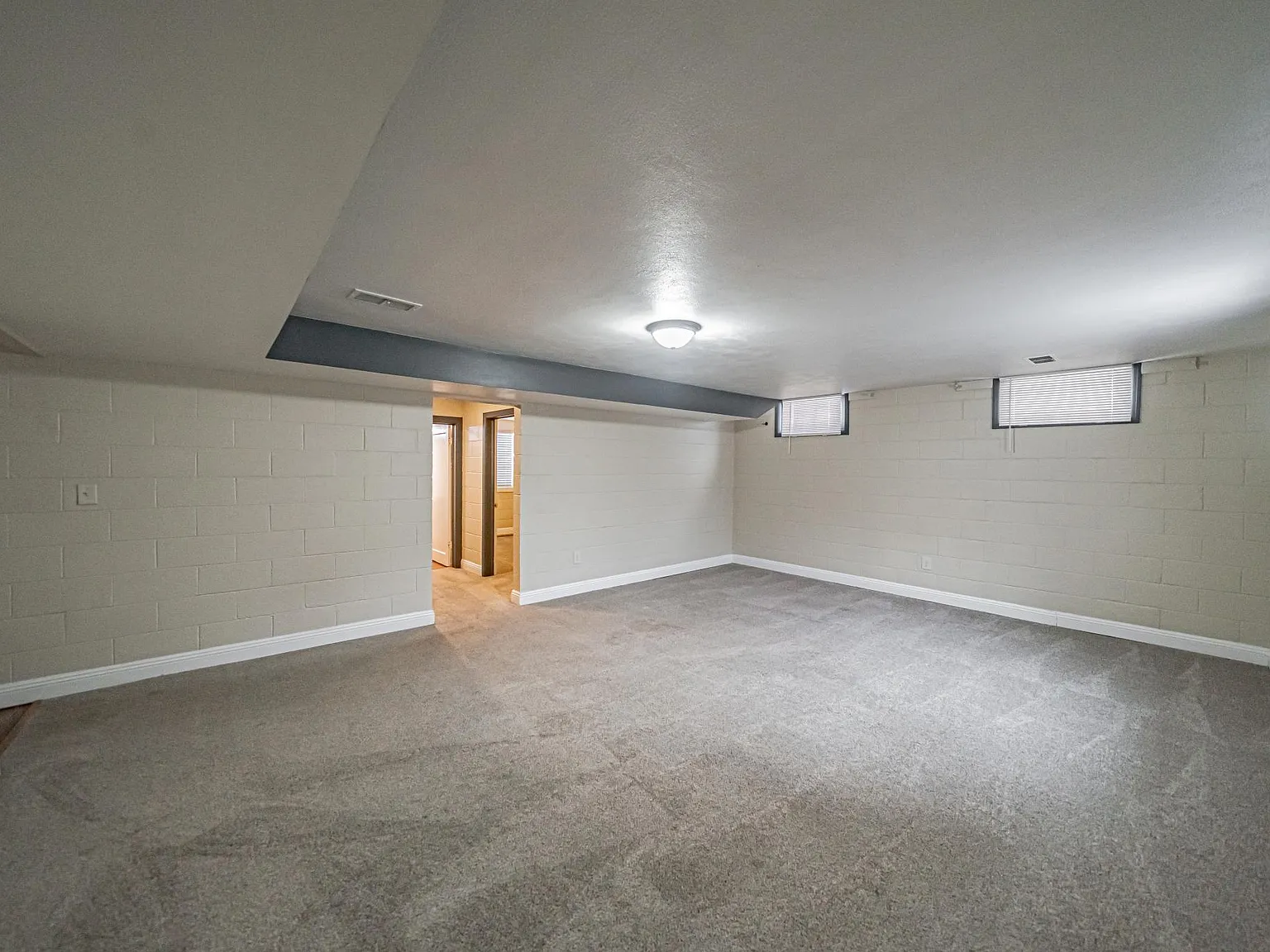 2 bed, 1200 sqft, $1,200 — Photo 4