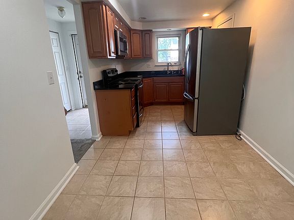 5th image of 7254 Summerdale Dr