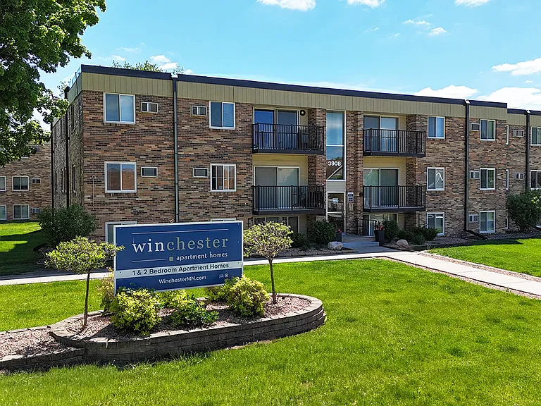 Winchester Apartments & Townhomes — Photo 18