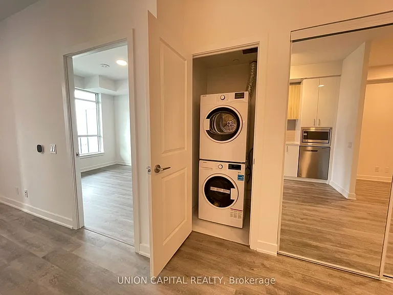50 Upper Mall Way #1403 — Photo 14
