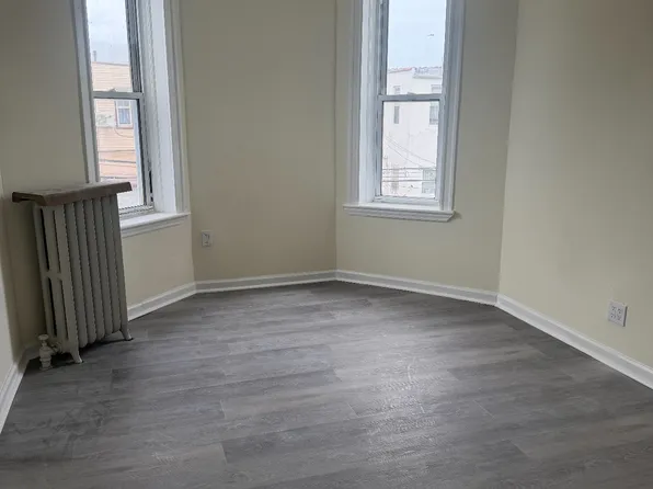 (undisclosed Address), Brooklyn, NY 11204