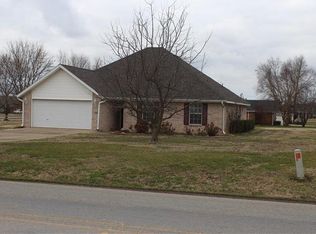 13630 N Ua Beef Farm Rd, Fayetteville, AR 72704