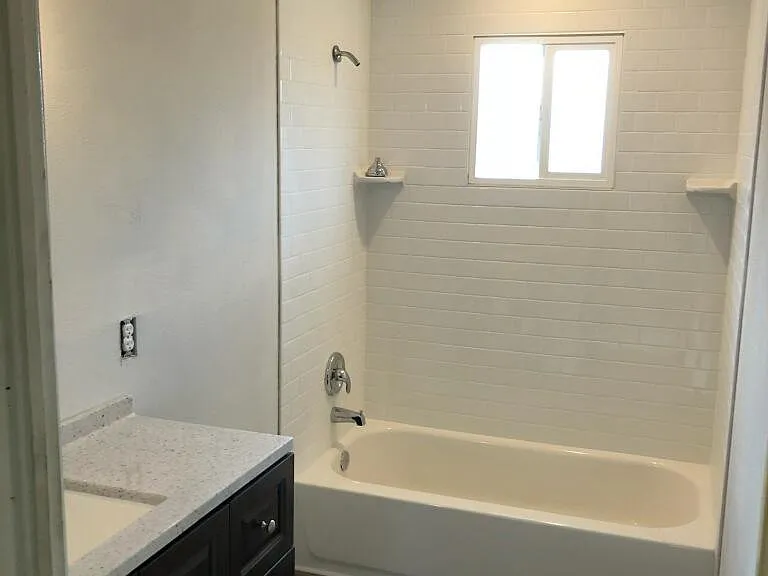 502 W Beverly Dr — Photo 6