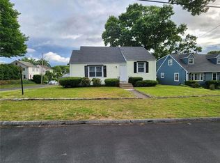 100 Norman Ave, Cranston, RI 02910