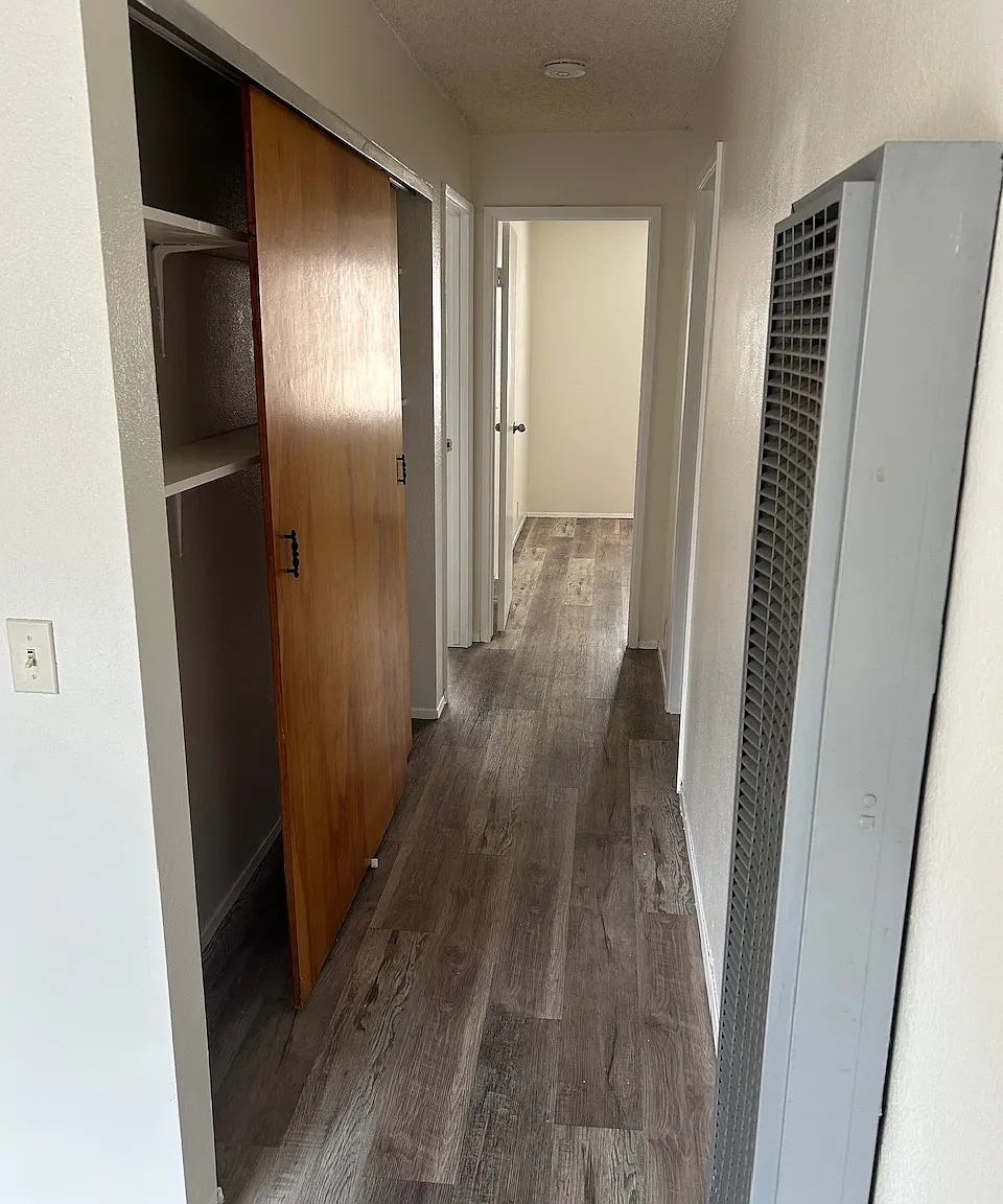 2 bed, 1000 sqft, $3,450 — Photo 1