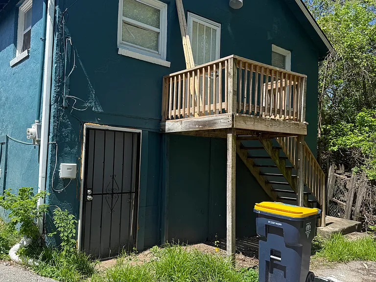3927 Jackson Ave — Photo 14