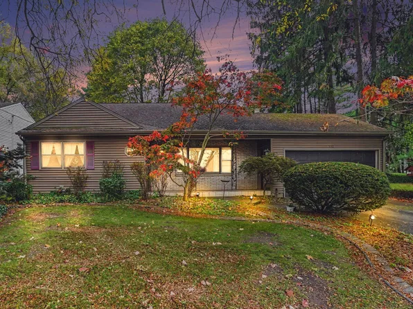 530 Coolidge Ave, Kalamazoo, MI 49006