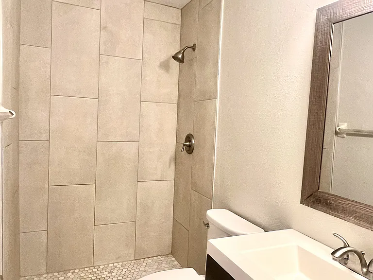 611 Casa Park Ct #D — Photo 12