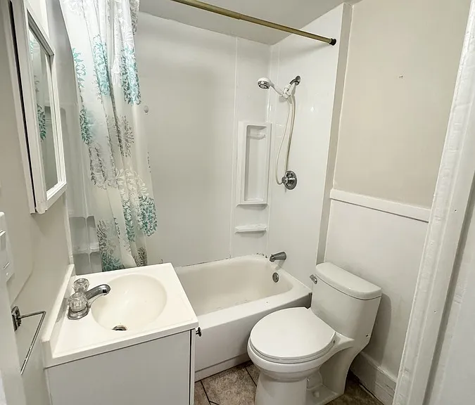 2565 Ontario St #1 — Photo 17