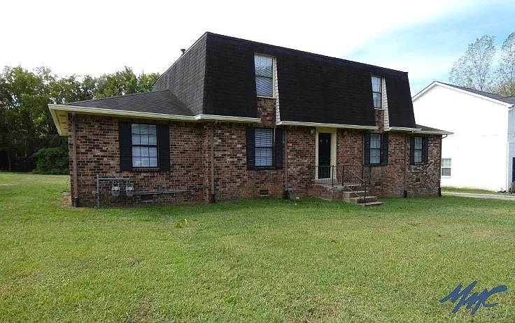 248 Caroline Dr #A — Photo 1