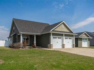 208 Hawthorn Ave, Dieterich, IL