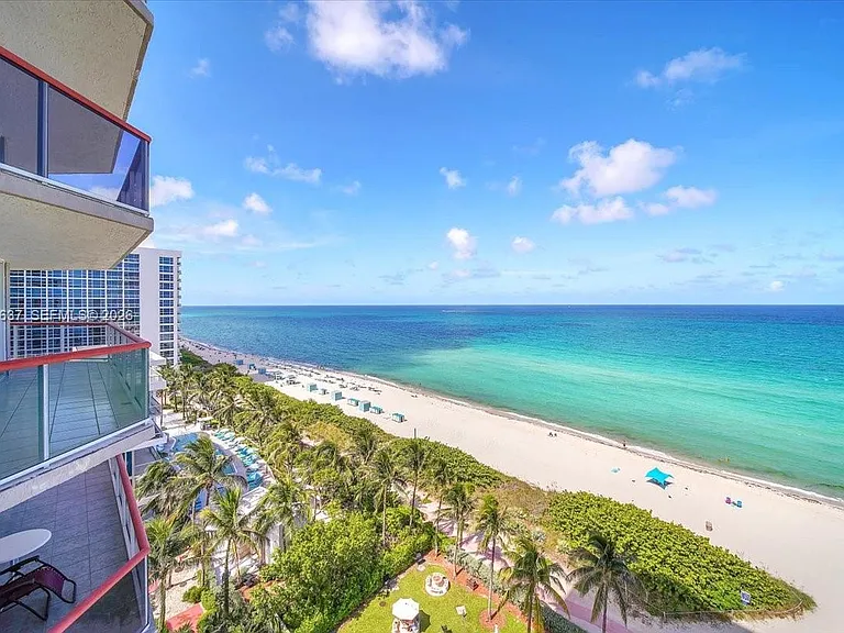 6767 Collins Ave #1110 — Photo 31