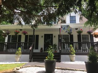 829 Fawn View Rd, Brodheadsville, PA 18322